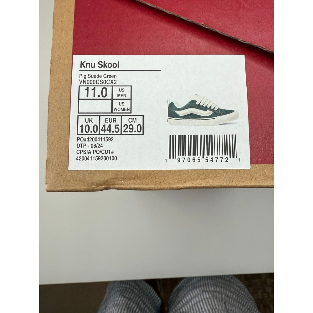 Vans Knu Skool Pig Suede Green Sneakers Water Repellent VN000CS0CX2 Mens 11 NEW - Picture 8 of 9